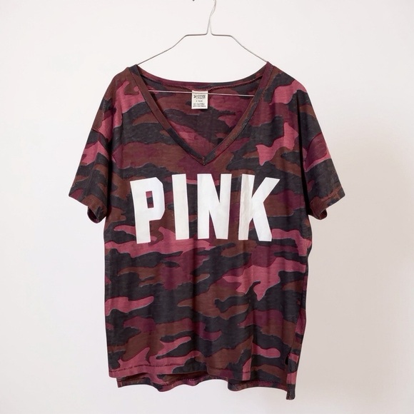 PINK V-Neck Camo T-Shirt - Red & Black Camouflage Tee size medium - Picture 2 of 11
